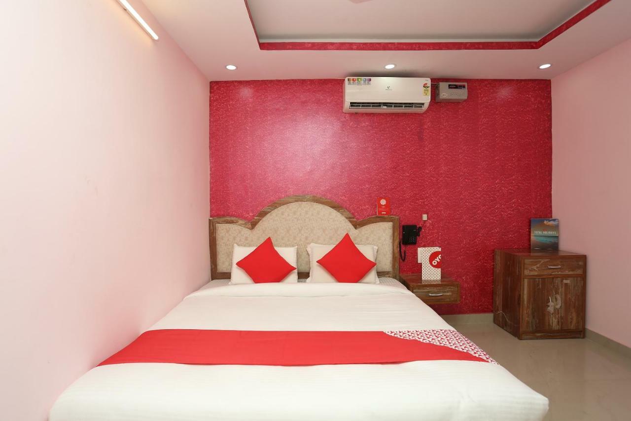 Hotel Oyo 18597 Satyam Meerut Esterno foto