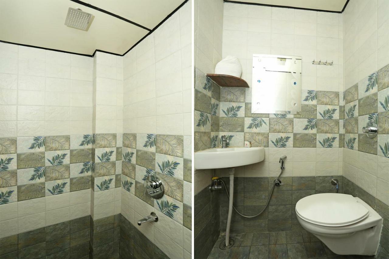 Hotel Oyo 18597 Satyam Meerut Esterno foto